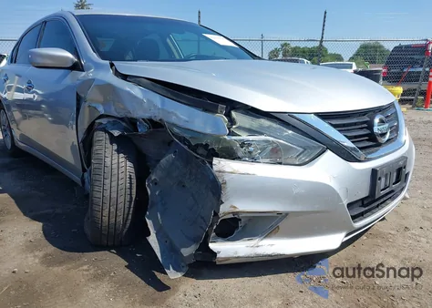2018 Nissan Altima 2.5 S z USA, uszkodzony, nr VIN 1N4AL3APXJC173510